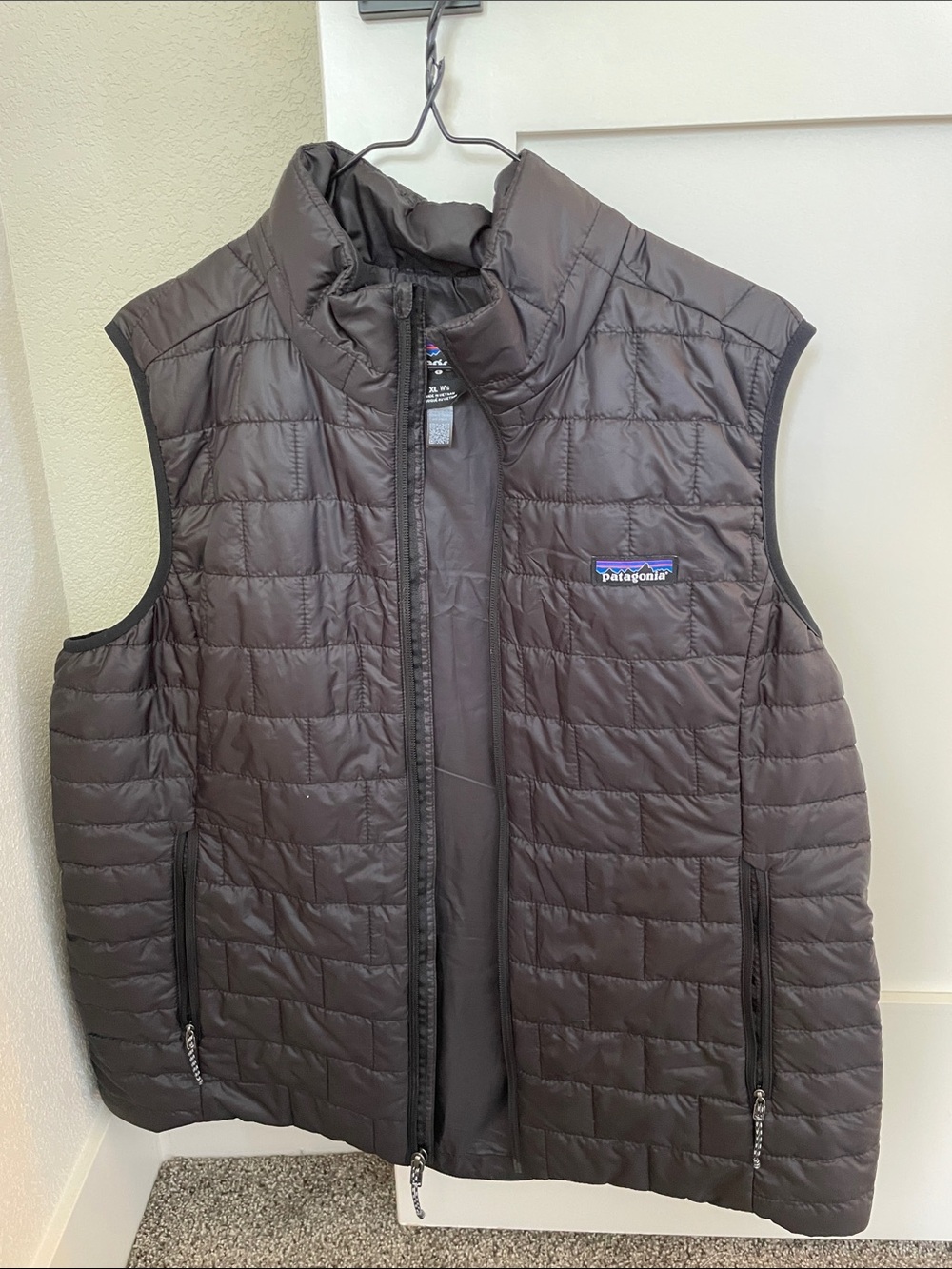 Patagonia Black Quilted Insulated Vest